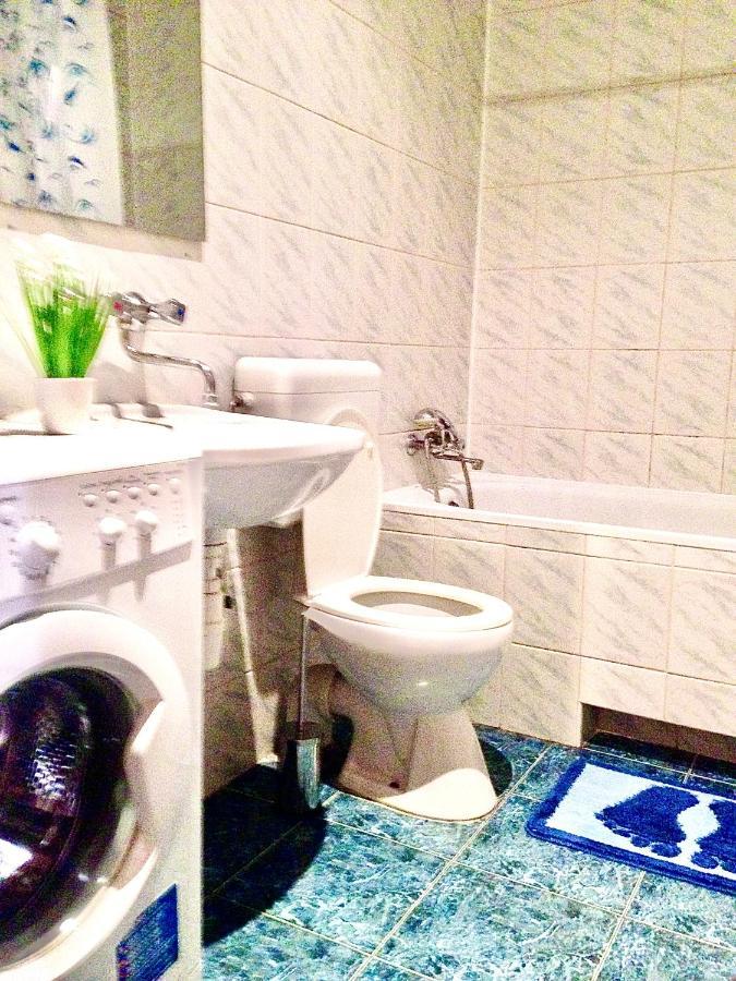 Apartment Near Opera On Horodotska 11 Лвив Екстериор снимка